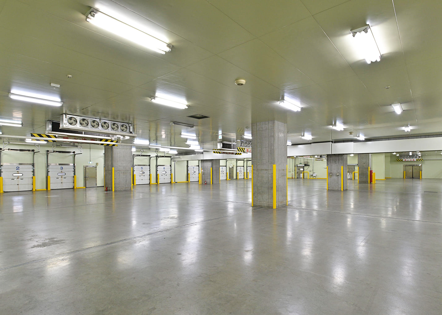 テナント冷凍冷蔵倉庫